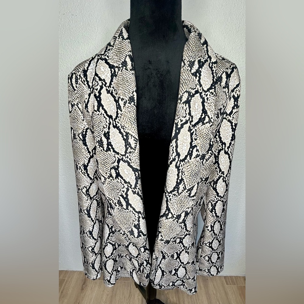 SHEIN Casual Blazer Large